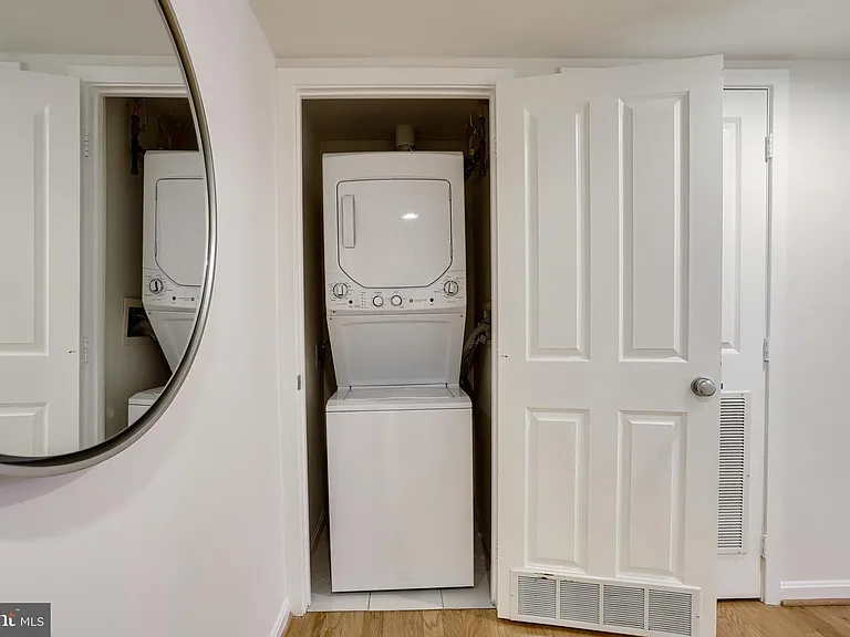 2220 Fairfax Dr #803 — Photo 14