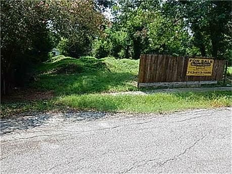1st image of 6829 Sherwood Dr