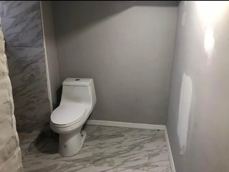 77 Rosa Parks Blvd #BASEMENT — Photo 6