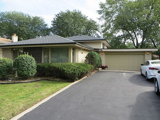 1st image of 6901 W Park Lane Dr