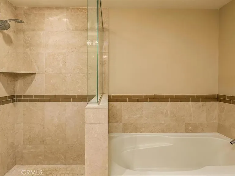 3141 Michelson Dr #808 — Photo 19