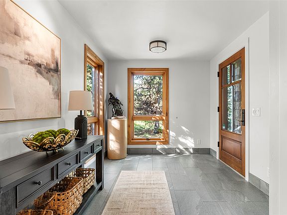 5th image of 214 Wellington Road