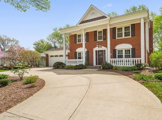 306 Columbine Dr, Clarendon Hills, IL 60514