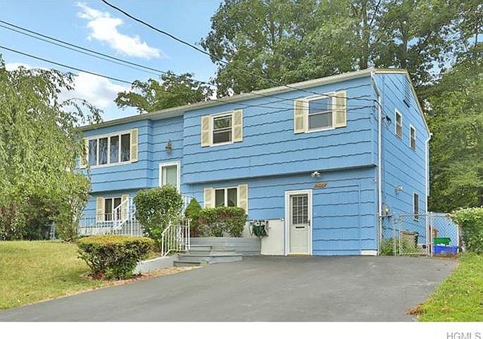 1st image of 733 Manette Ln