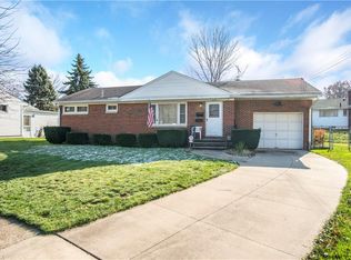 2146 Lynn Dr, Akron, OH 44312