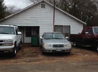 638 Oliver St, Henderson, TX 75652