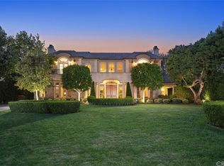 1563 Rodeo Rd, Arcadia, CA 91006