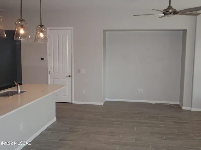 61123 E Flint Dr — Photo 9