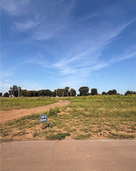 1st image of 1070 Aria Dr