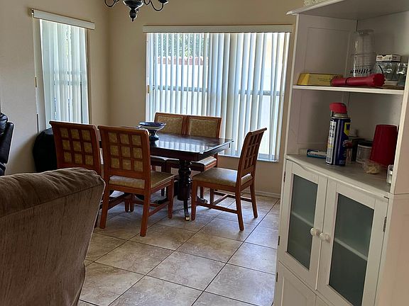 5th image of 205 Woodbay Ct