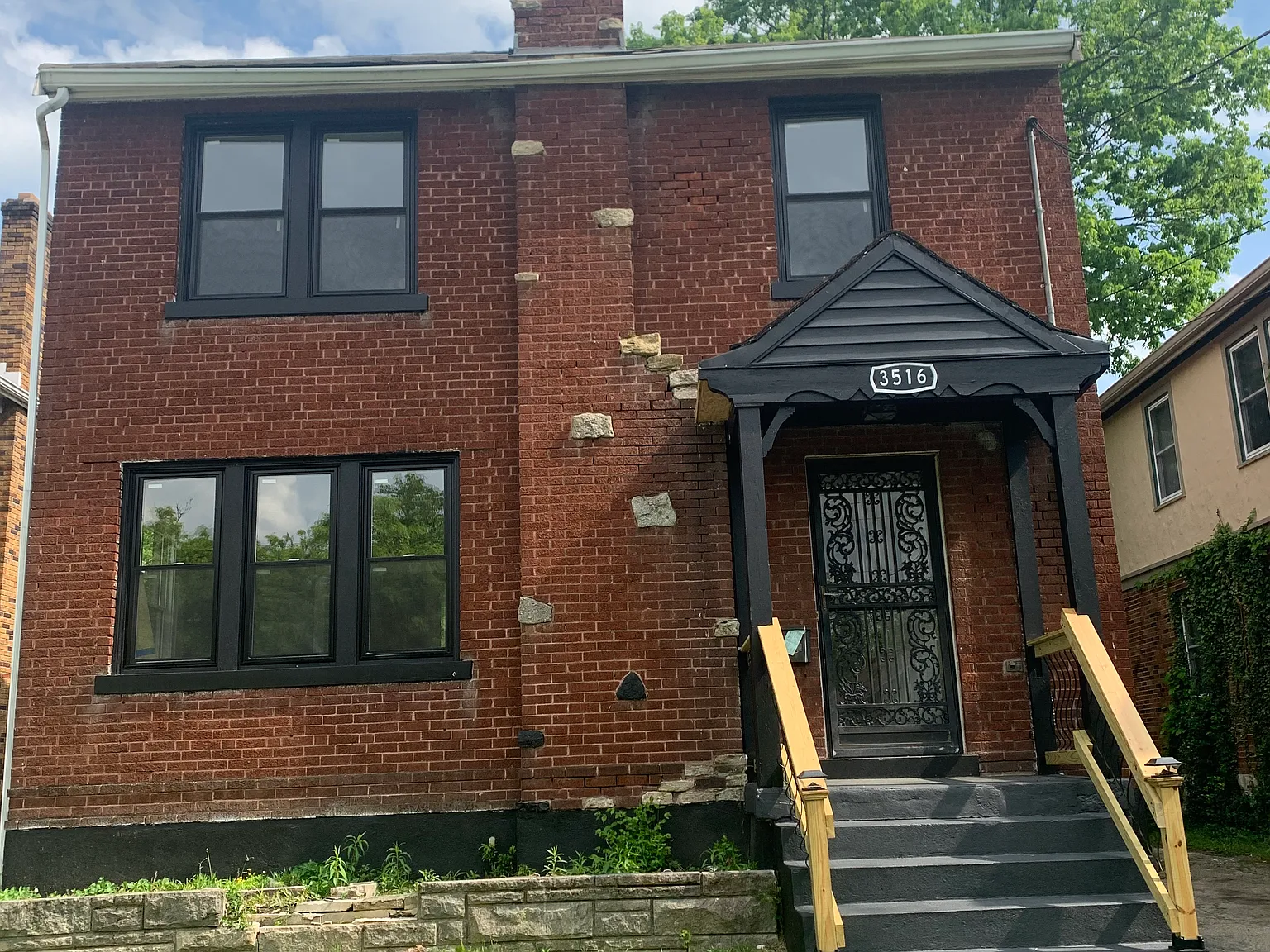 3516 Zinsle - Silverton — Photo 1