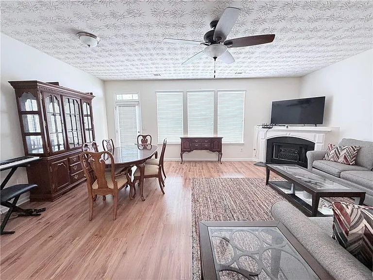 1525 Paramount View Trce — Photo 13