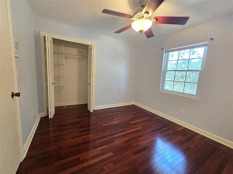 300 Cypress Creek Cir — Photo 19