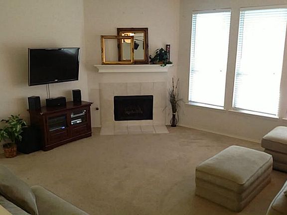 5th image of 3325 Knollcrest Ln