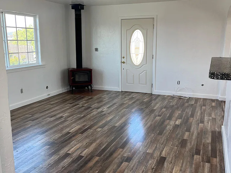 1881 Ferrell Ave — Photo 11