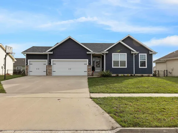 1701 NW Norton Ct, Grimes, IA 50111