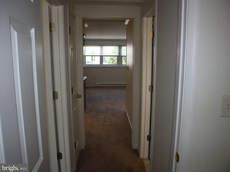 319 Camden Ave #D — Photo 8