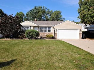 4967 Ridgebury Blvd, Lyndhurst, OH 44124