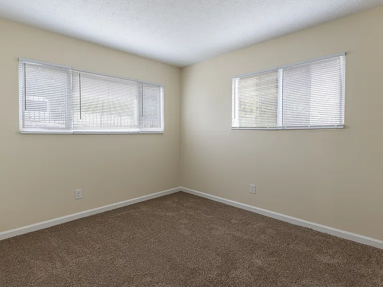 2308 Wayne Ave #1 — Photo 8