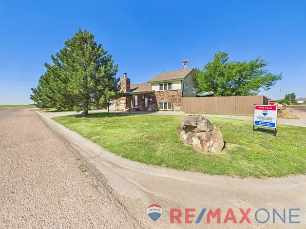 705 S Cox St, Sublette, KS 67877