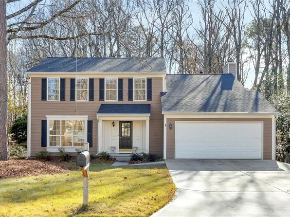 4935 Tanners Spring Dr, Johns Creek, GA 30022