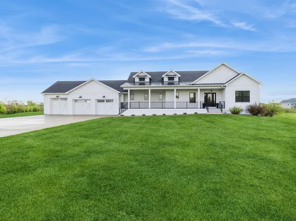 54464 306th Ln, Huxley, IA 50124