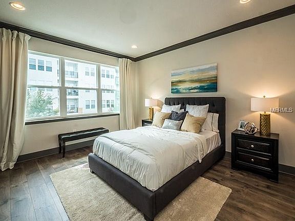 3rd image of 117 W Grant St #18