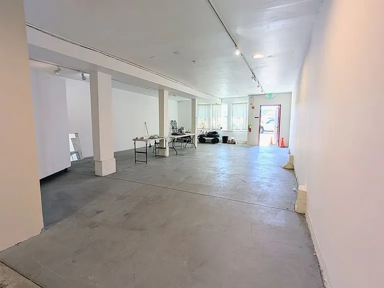 1255 26th St — Photo 3