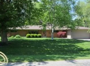 760 Bow Ln, Waterford, MI 48328