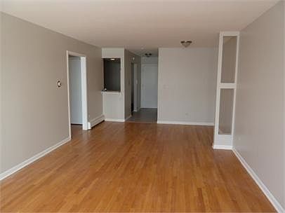 4th image of 2411 W Fitch Ave APT 2F