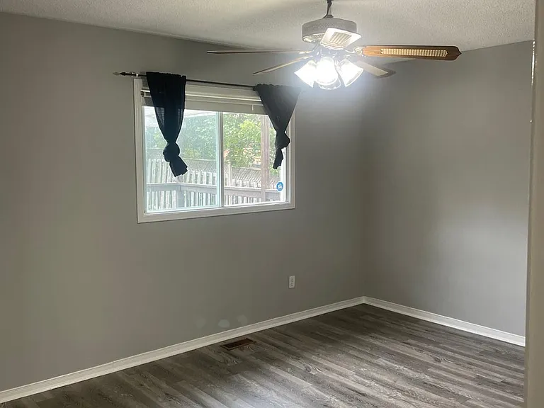 351 Lisa Marie Dr — Photo 8