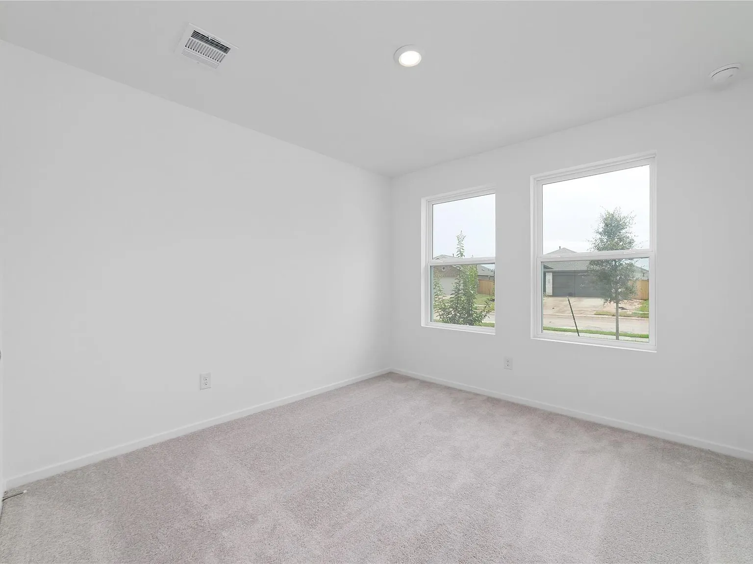 3 bed, 2.0 bath, $2,150 — Photo 4
