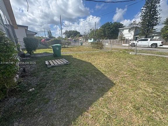 5th image of 1244 NW 68th Ter