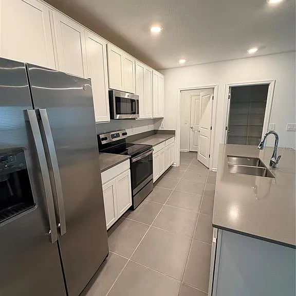 926 Jackson Ave — Photo 4