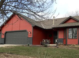 2208 Grimm Rd, Chaska, MN 55318