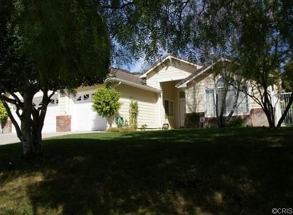 3rd image of 24609 Stagg St