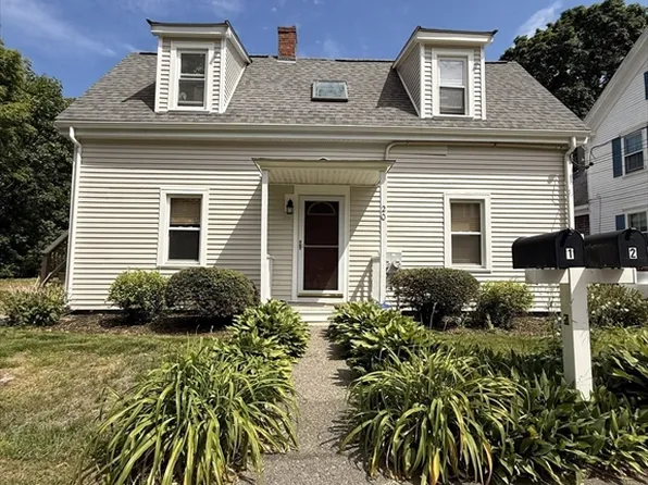 20 Church Ave, East Bridgewater, MA 02333