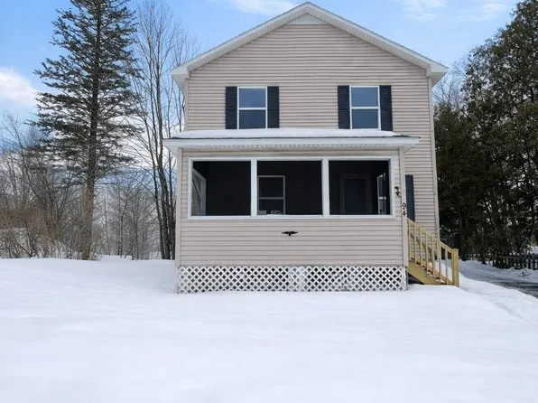 94 Bay Rd, Lake Luzerne, NY 12846