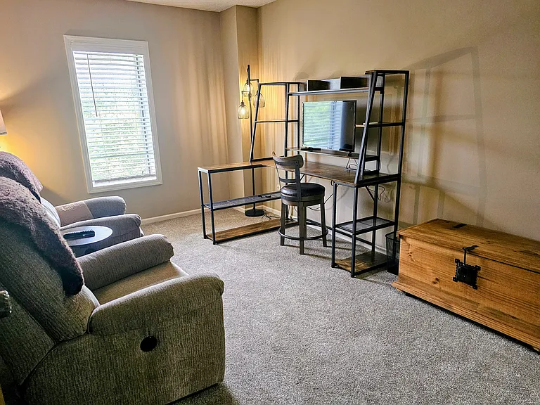 6A Poly Dr #6A — Photo 17
