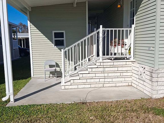 3rd image of 7610 Monterey Ave