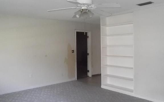 4th image of 1044 NW Eadie St