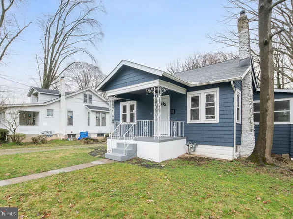39 Woodland Ave, Trenton, NJ 08638