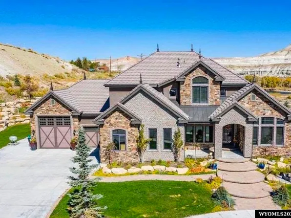 2275 Alexandra Cir, Green River, WY 82935
