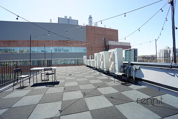 Rented by Rennit Inc. | media 28