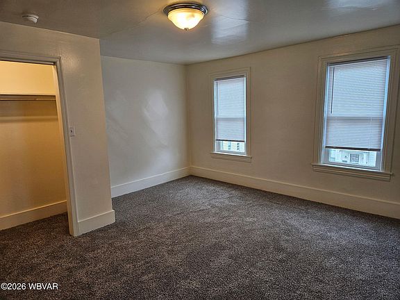 5th image of 958 Market St
