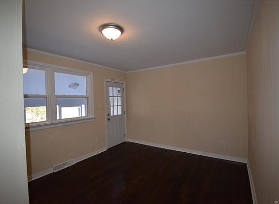 4th image of 8720 Lakefront Dr