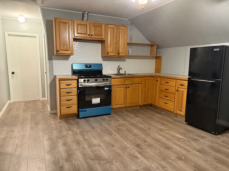 7 Oakley St #2 — Photo 11