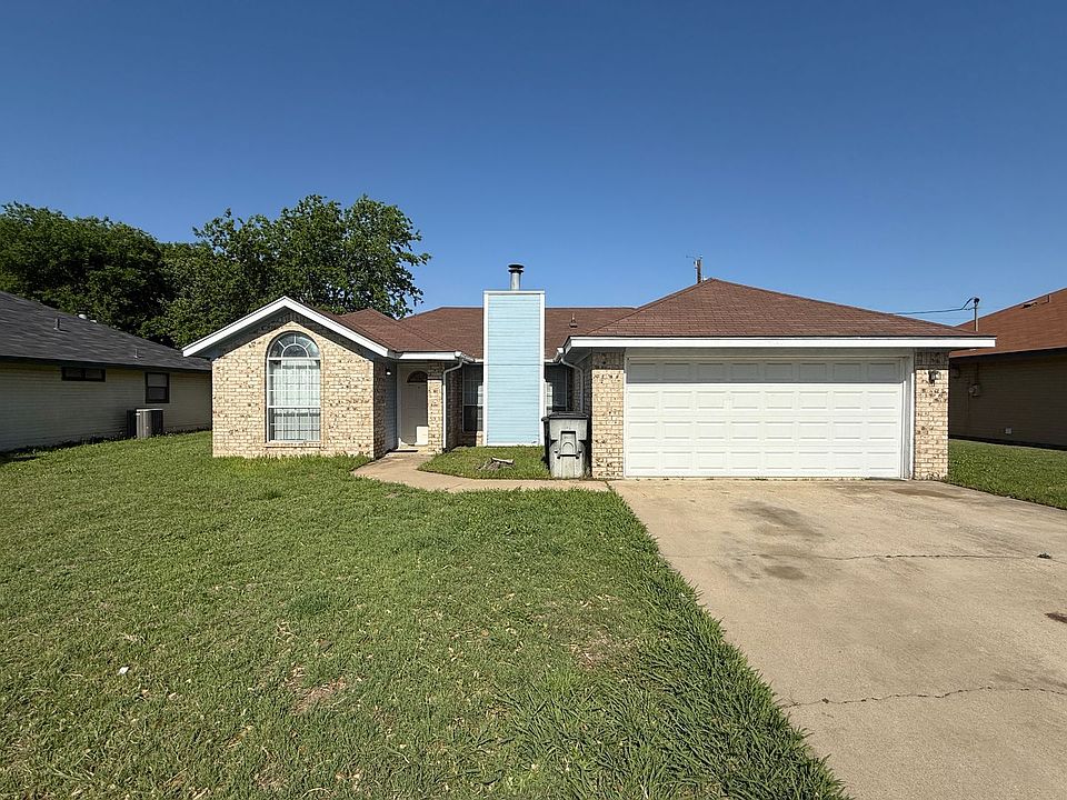 1st image of 2607 Schwertner Dr