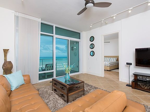 3rd image of 310A Padre Blvd