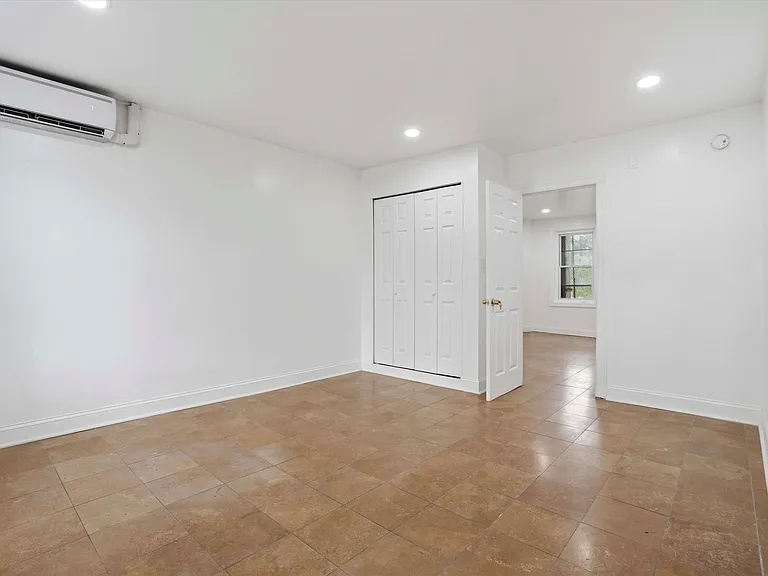 250 E Girard Ave #1 — Photo 9
